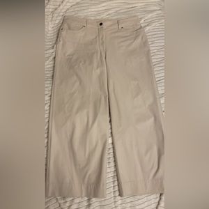 Off white, wide legged trousers — size 31